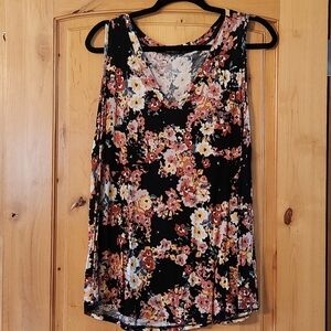 Maurices floral tank